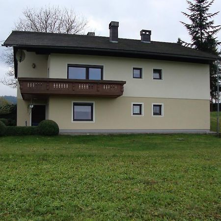 Maria Aichholzer Apartment Sankt Jakob im Rosental Luaran gambar