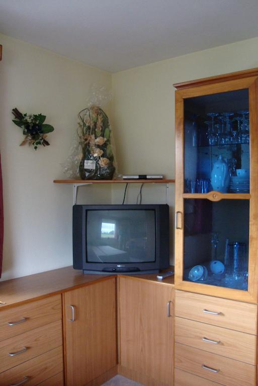 Maria Aichholzer Apartment Sankt Jakob im Rosental Bilik gambar